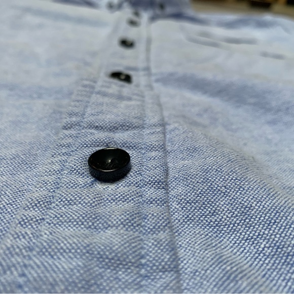 Descendant Of Thieves Shirt Mens Large Blue Long Sleeve Chambray Dres Ladro - Picture 4 of 14